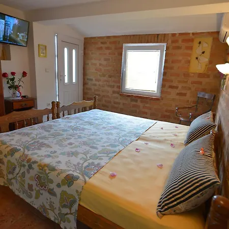 Apartments Palace Mira Mare Tivat Room photo