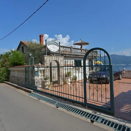 Apartments Palace Mira Mare Tivat Exterior photo