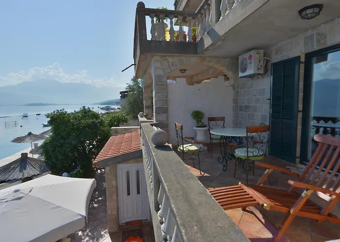 Apartments Palace Mira Mare