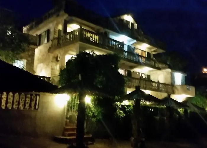 Apartments Palace Mira Mare