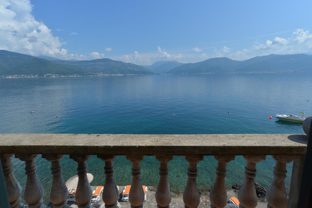 Palace Mira Mare Tivat